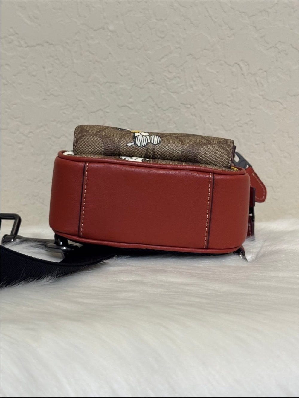 Coach X Peanuts Track Pack 14 In Signature Canvas With Snoopy Woodstock - Picture 8 of 12